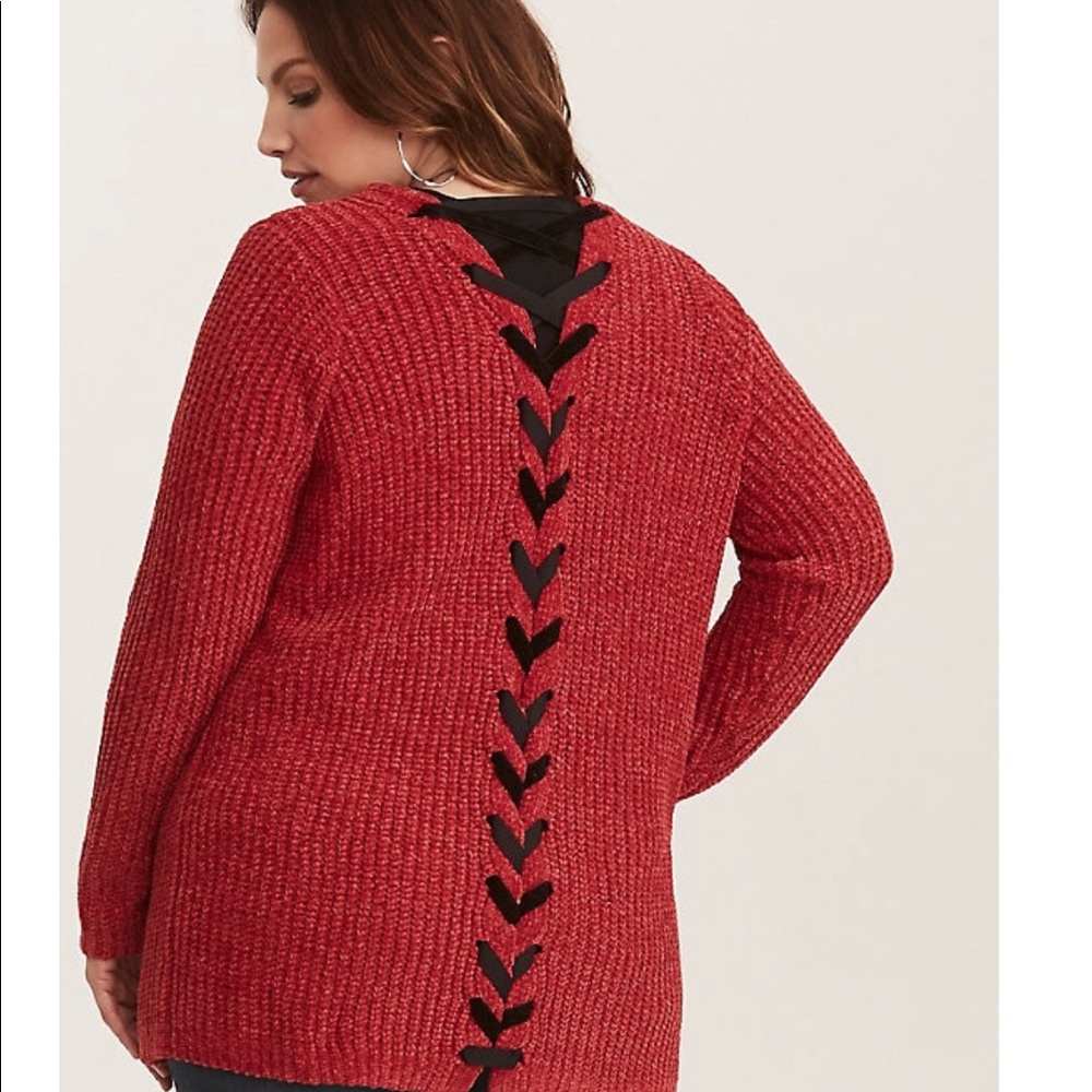BNWT torrid size 3 sweater